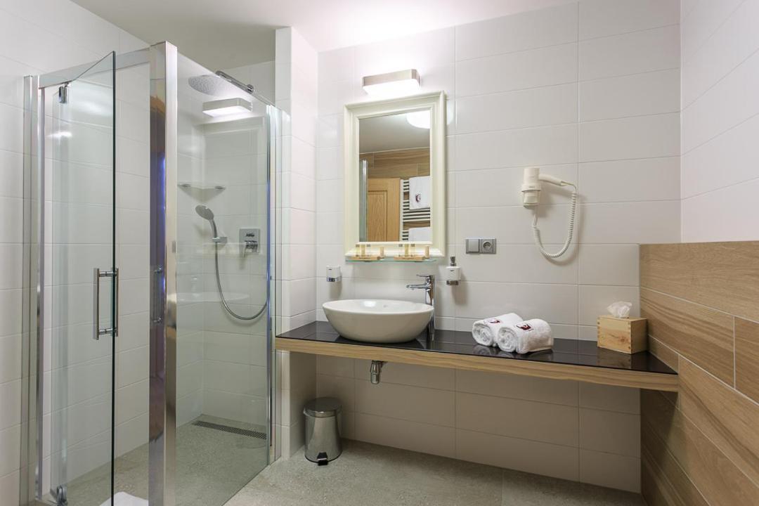 Hotel A Restaurace U Vychopnu Vsetín Zewnętrze zdjęcie