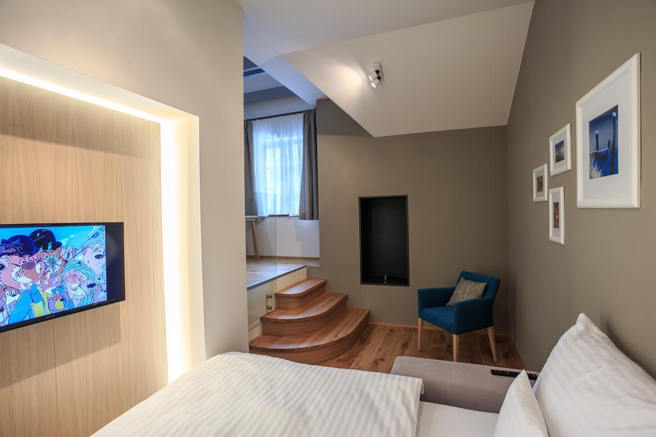 Hotel A Restaurace U Vychopnu Vsetín Zewnętrze zdjęcie